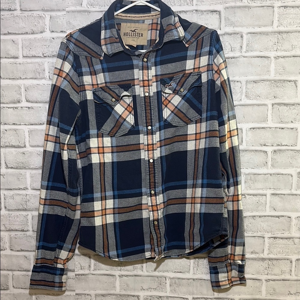 Hollister button-down flannel shirt, men's size LG, orange & blue, snap buttons